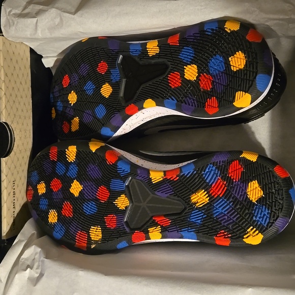 Kobe AD MM size 11 - Picture 4 of 13